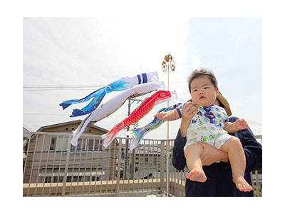  泰由(タイユウ)くん 鯉さんとっても大きいな