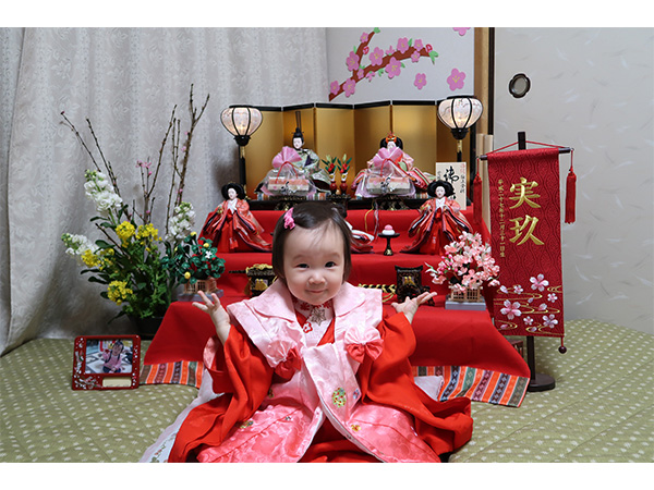  実玖ちゃん 桃の花満開！初節句